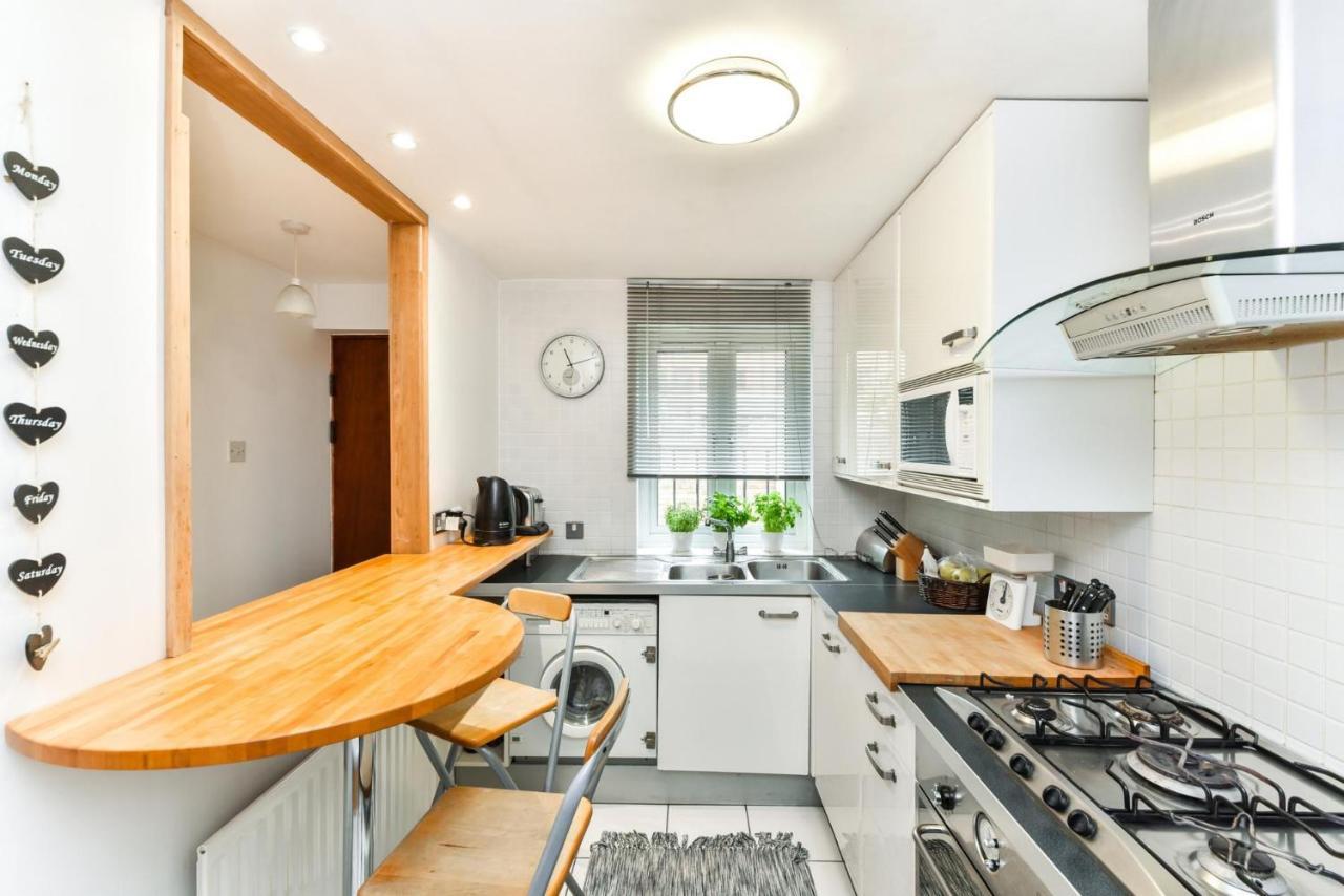 Modern 4 Bedroom Terraced House By The Thames * Londres